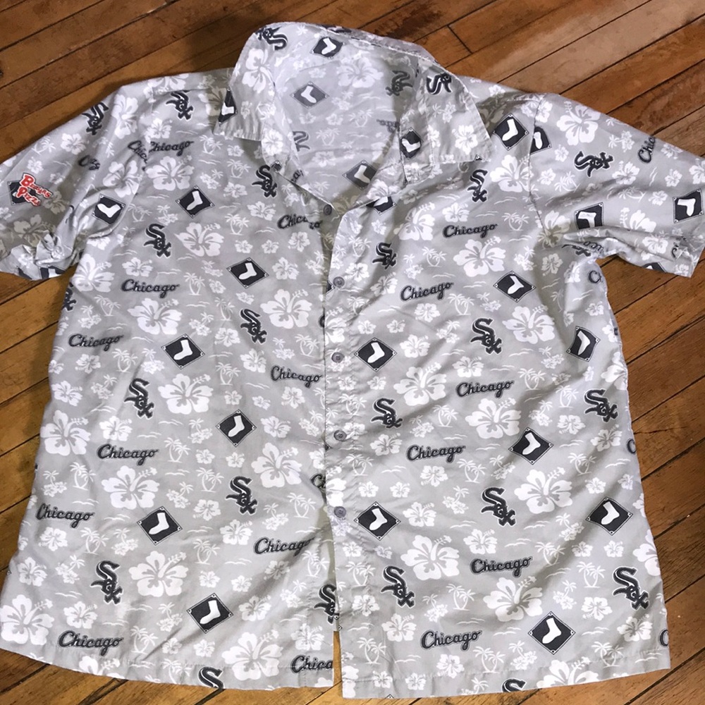 Chicago White Sox Mens XL Gray Floral Hawaiian Short Sleeve‎ Button Up Shirt MLB